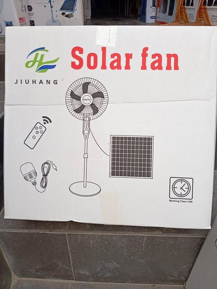 16‑inch Solar Panel Rechargeable Fan - Image 4